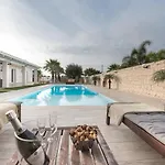 Villa Isulatravel - Le Palme